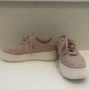 Used Nike Air Force 1 Sage Low